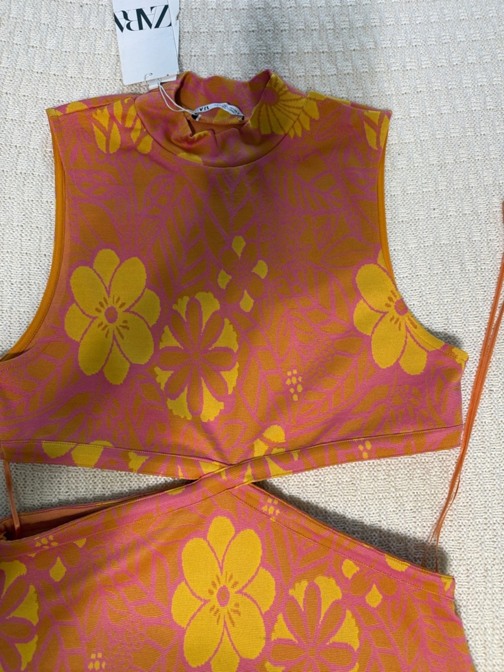 Zara Orange Floral Cutout High-Neck Mini Dress - Picture 4 of 6